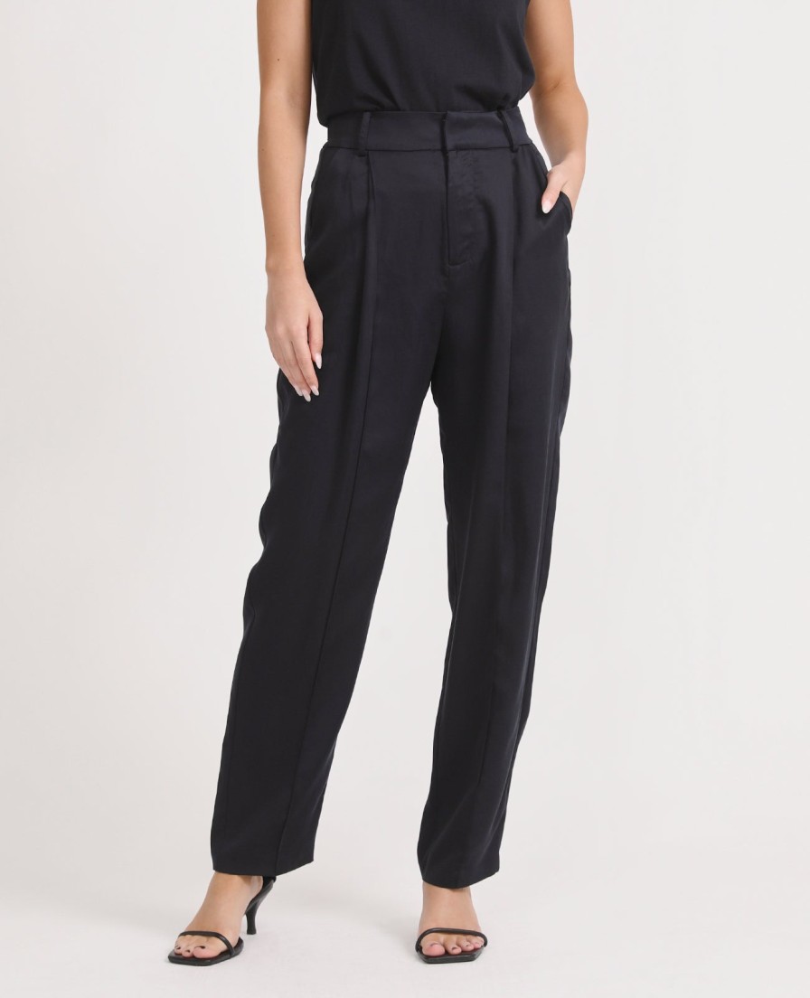 Women Grana Pants & Trousers | Tencel Barrel Pant