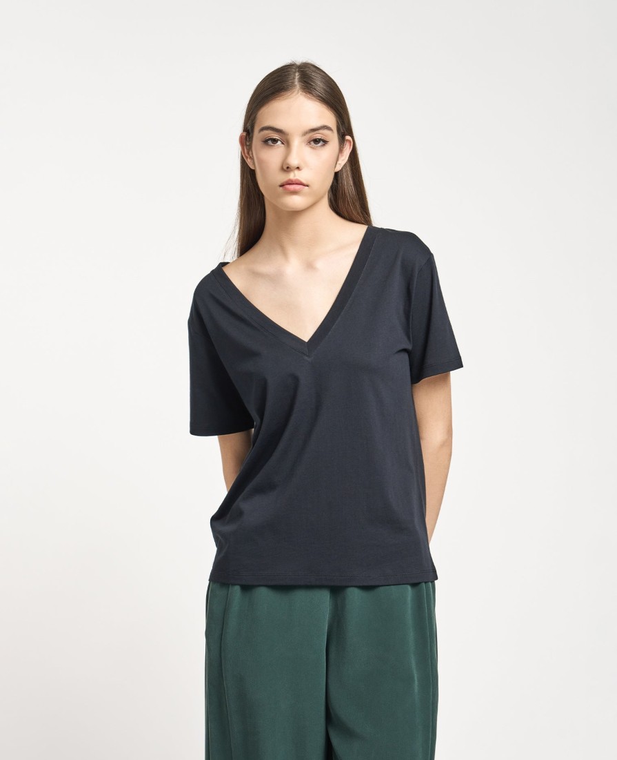 Women Grana Tee Shirts | Supima Double V Neck Tee